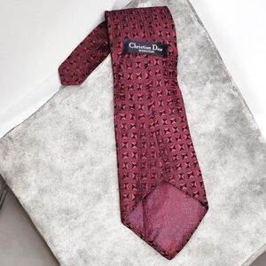 Christian Dior Maroon Geometric Silk Tie